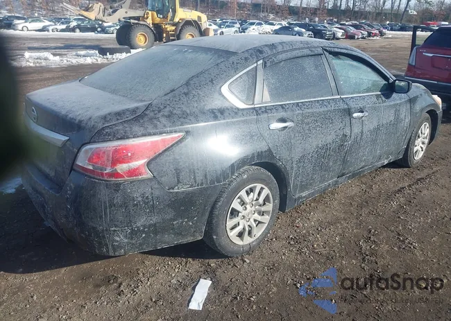 1N4AL3AP9FC430275: 44322322