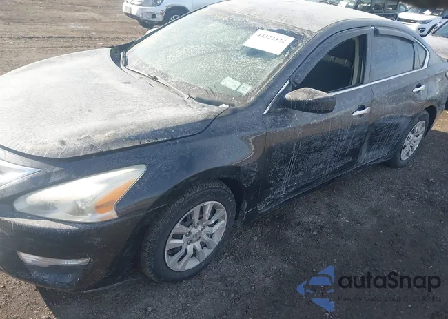 1N4AL3AP9FC430275: 44322322