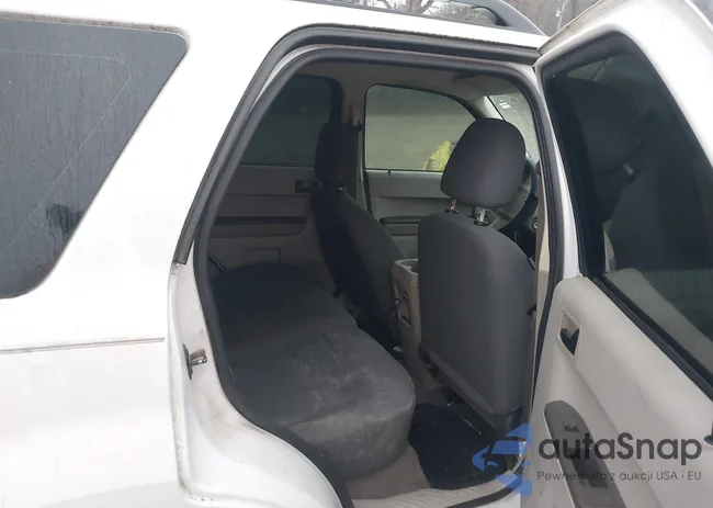 1FMCU92Z78KD23037: 44322331