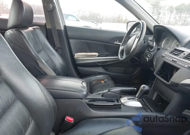 1HGCP268X8A156782: 44322339