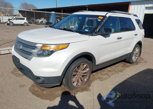 1FM5K7D88EGA12898: 44322479