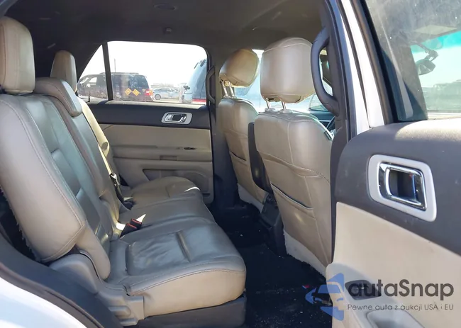 1FM5K7D88EGA12898: 44322479