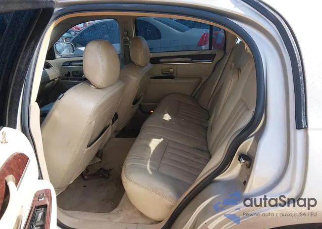 1LNHM81W26Y625739: 44322496