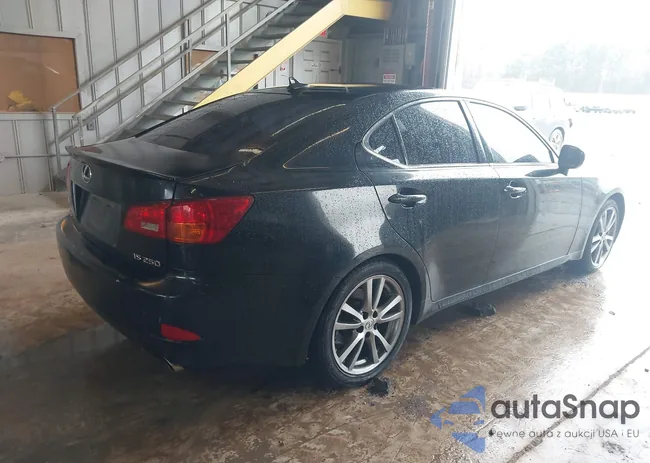 JTHBK262182068216: 44322500