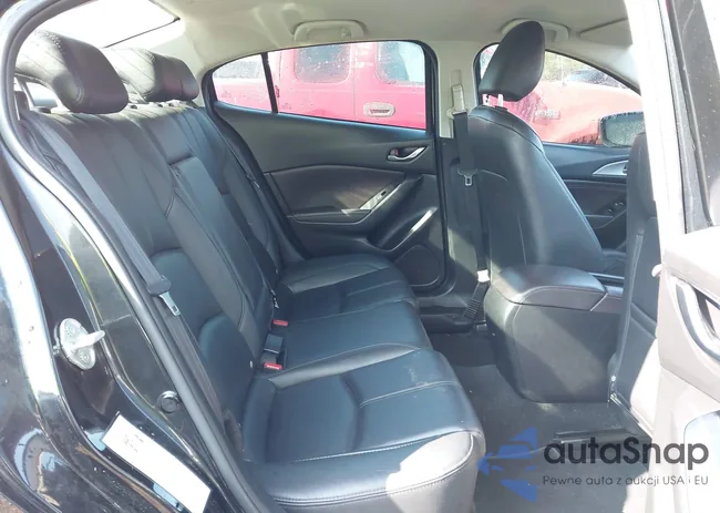 3MZBN1V33JM202748: 44322527