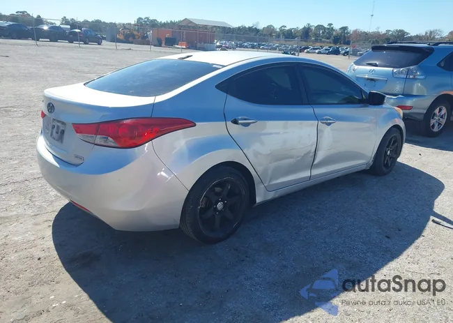 KMHDH4AE0CU477015: 44322557