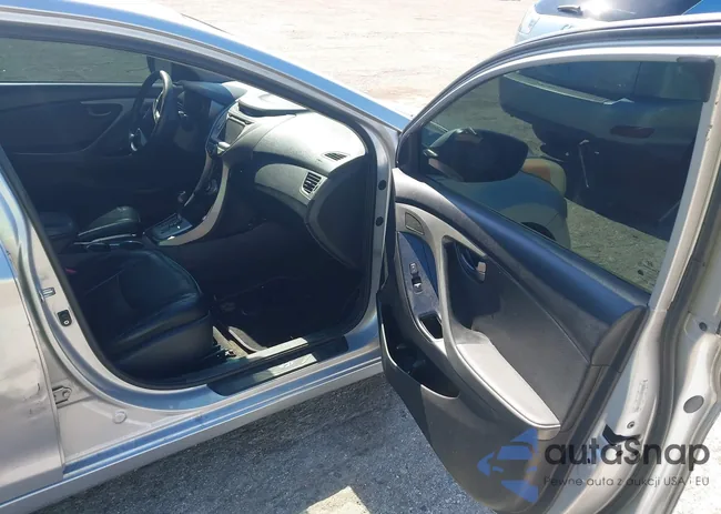 KMHDH4AE0CU477015: 44322557