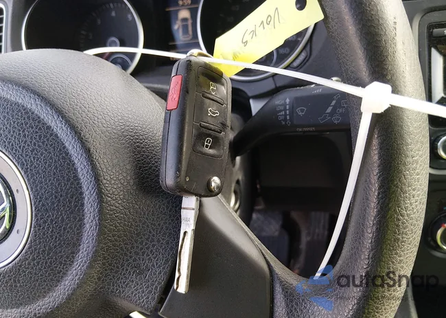 WVWDB7AJ8CW235887: 44321716