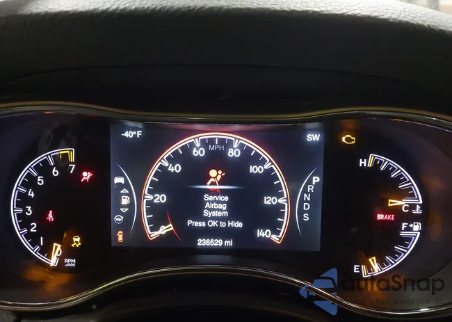 1C4RJFAG5FC905831: 44321875