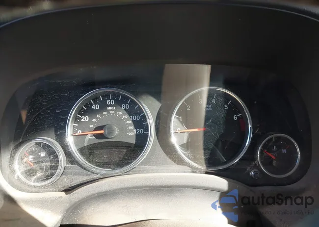 1C4NJCCB7CD514877: 44321882