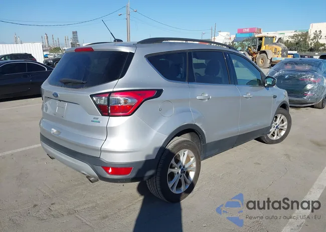 1FMCU0GD3JUB29074: 44321913