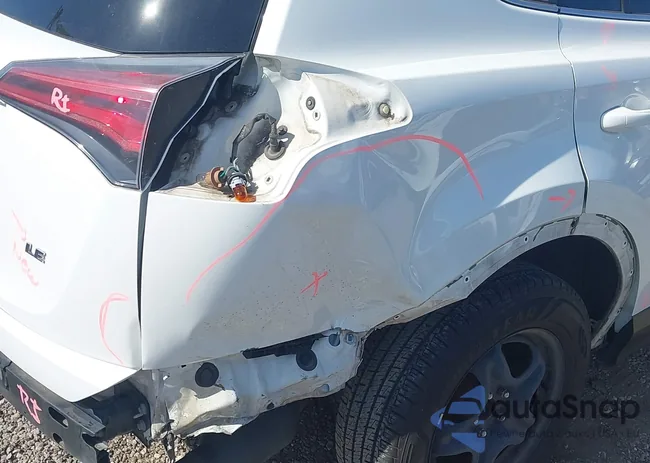 JTMZFREV0HJ715302: 44321920