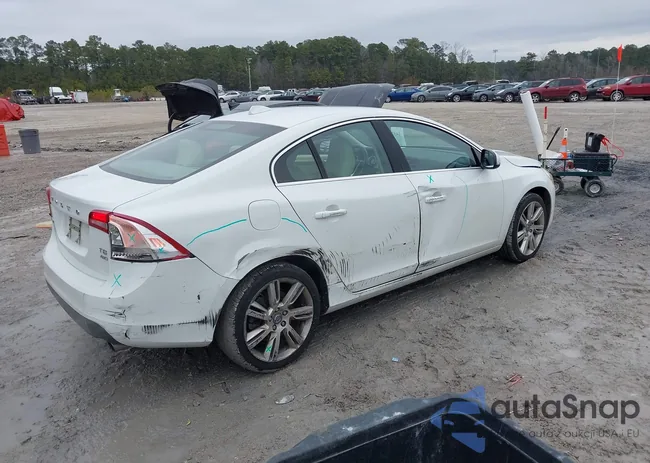 YV1902FH5C2024488: 44323016