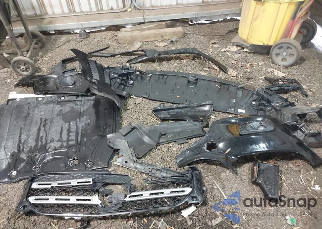 W1N4M4HB3MW108952: 44323032