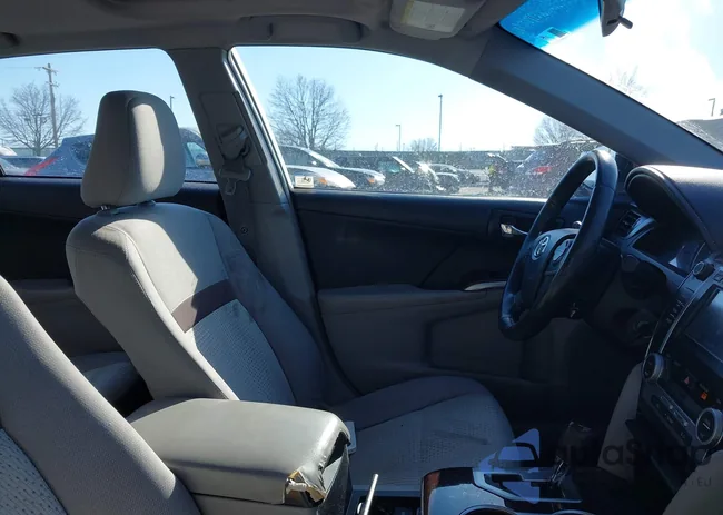 4T4BF1FK2DR284107: 44323040