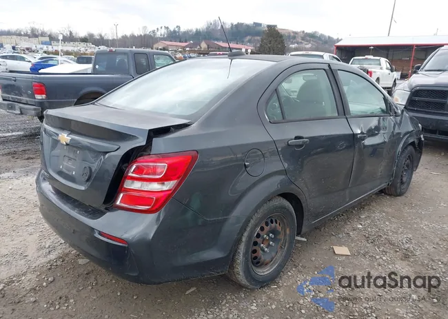 1G1JB5SH7H4151784: 44323165