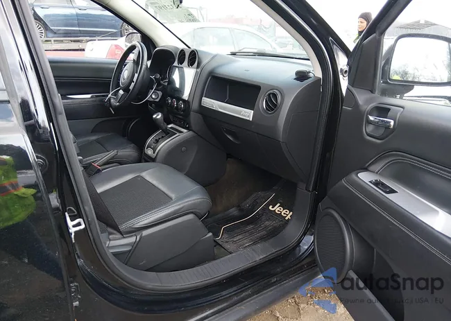 1C4NJDEB3ED622449: 44323197