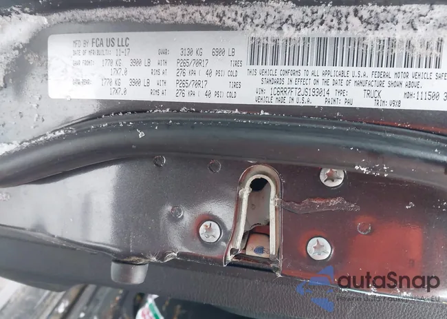 1C6RR7FT2JS193014: 44323198