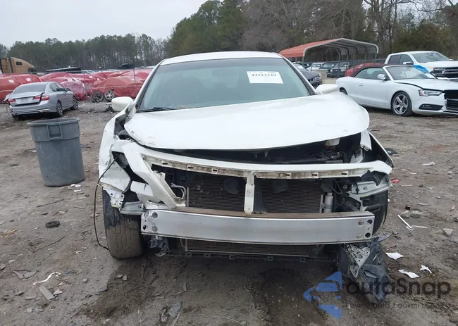 1N4AL3AP6FN404656: 44323229