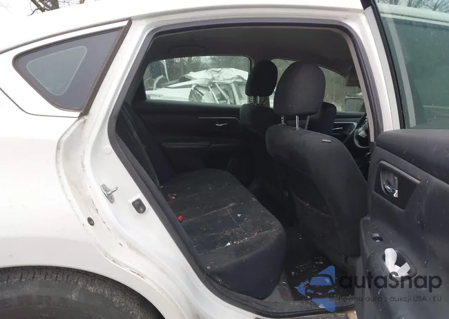 1N4AL3AP6FN404656: 44323229