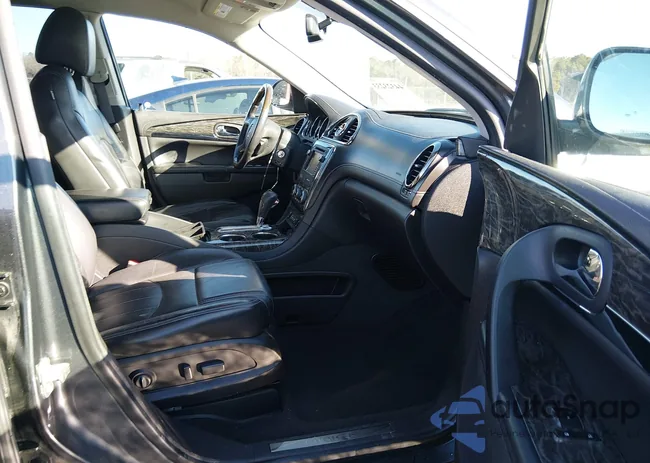 5GAKVBKD9EJ143621: 44323233