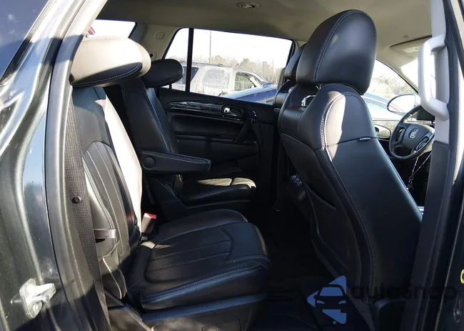 5GAKVBKD9EJ143621: 44323233