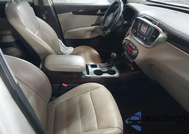 5XYPHDA58GG178817: 44323240