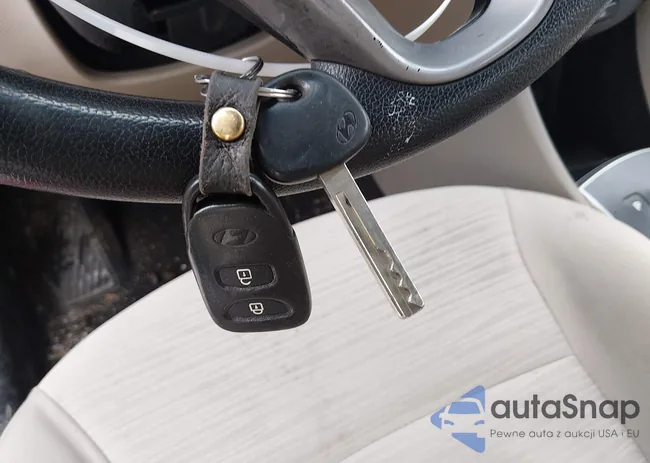 KMHCT4AE2GU120788: 44323242