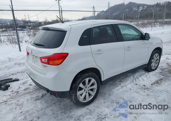 4A4AP3AU9DE003046: 44323249