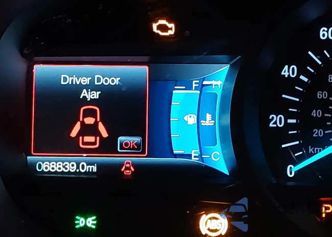 2FMPK4J93LBA33084: 44323287