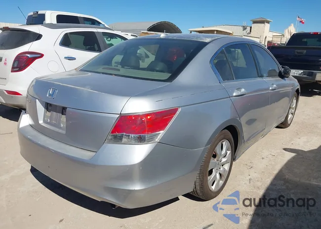 JHMCP26858C072385: 44323290