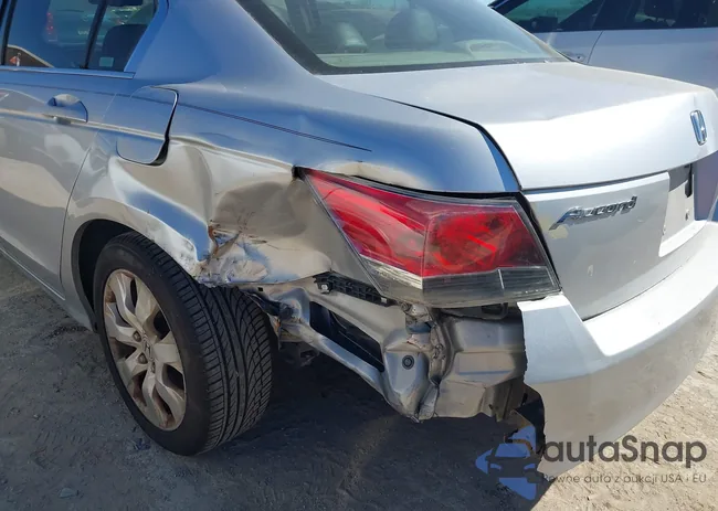 JHMCP26858C072385: 44323290