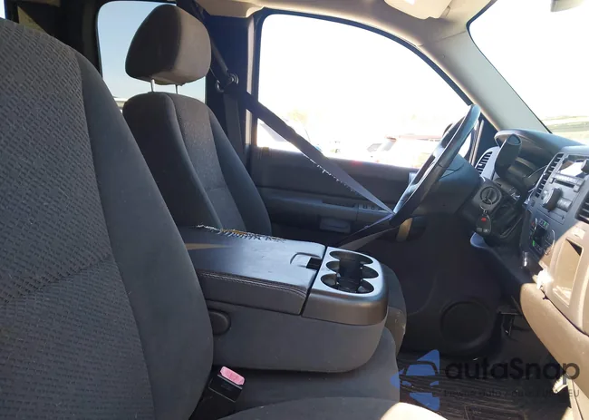 2GCEC19J471730541: 44323365