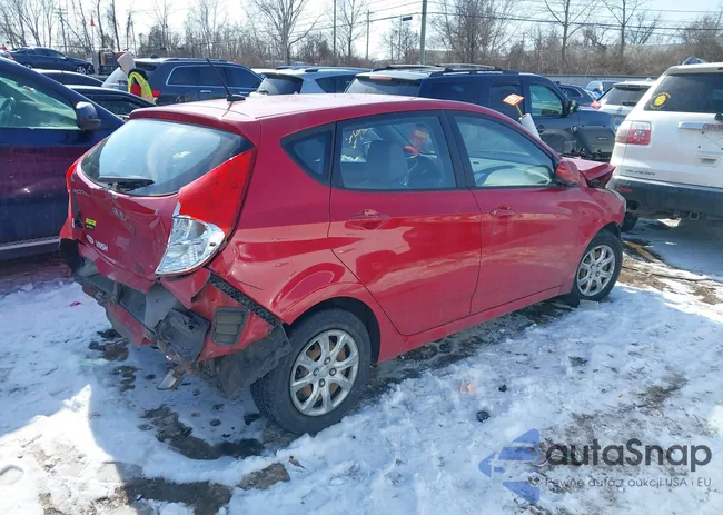 KMHCT5AE1DU093424: 44323569