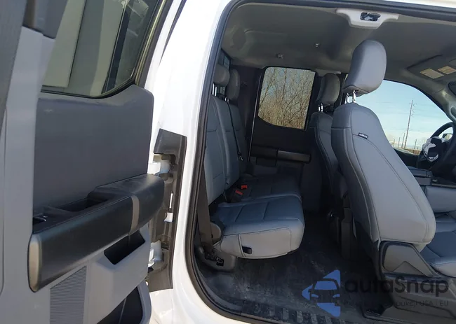 1FTEX1LPXRKE39028: 44322607