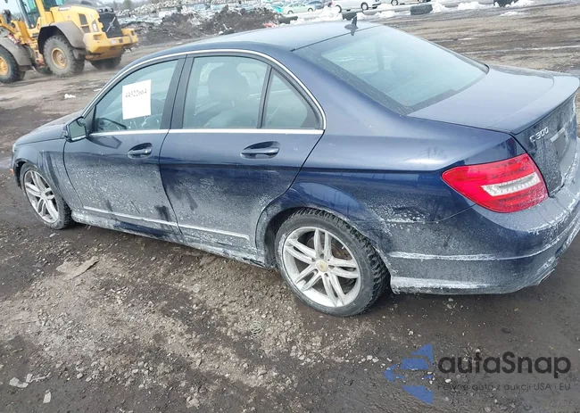 WDDGF8AB0DR270347: 44322664