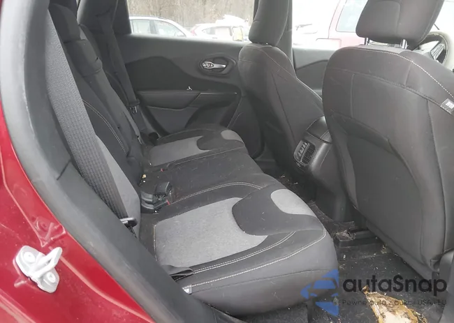 1C4PJMAS2HW512547: 44322719