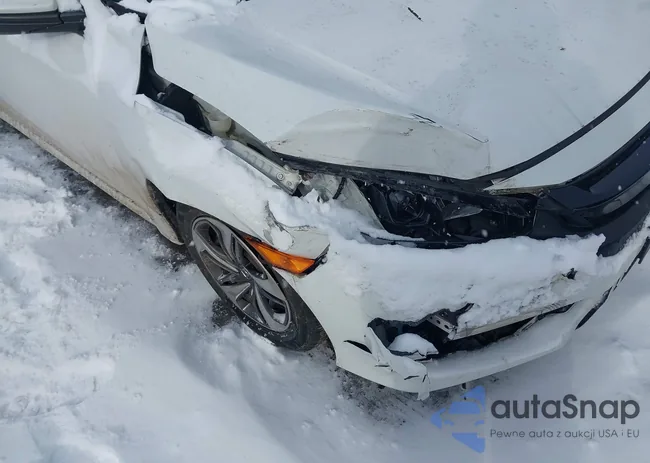 2HGFC2F68KH582177: 44322742