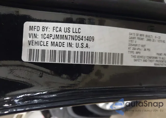 1C4PJMMN7ND541409: 44322755