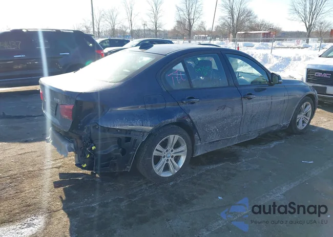 WBA8E3G57GNU01675: 44322792