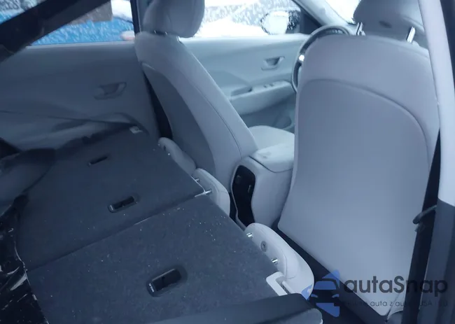 KM8HCCAB9RU044768: 44322816