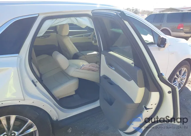 1GYKNCRS3MZ236220: 44323986