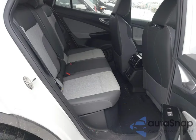 1V2DSPE84SC016852: 44323998