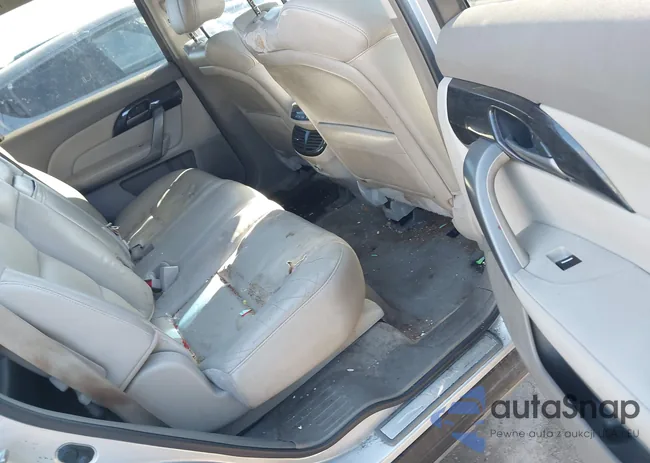 2HNYD28279H511555: 44324012