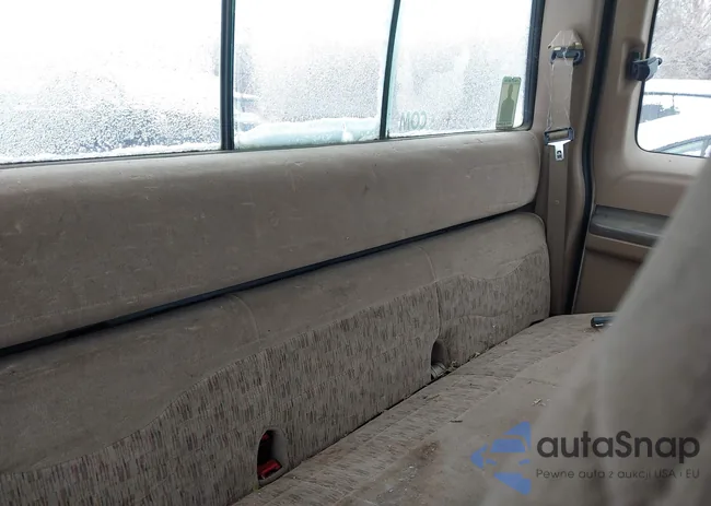 1FTNX20S2XEB07286: 44324107