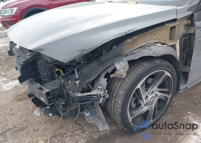 KMHLR4AFXPU619829: 44324145