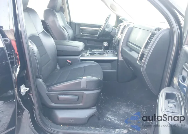 1C6RR7HT4DS511703: 44324183