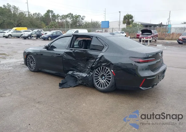 WBA33EH08TCW67114: 44324196