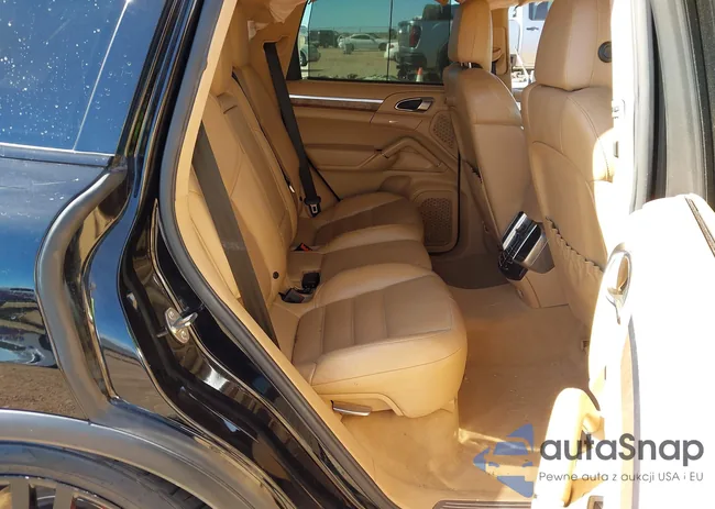 WP1AC2A22BLA84958: 44324198