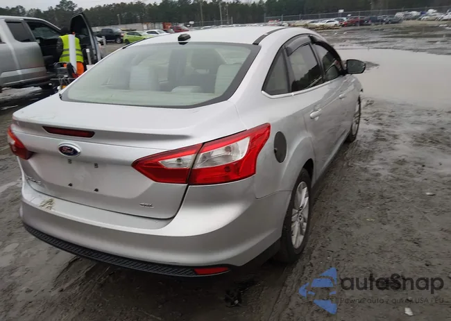 1FAHP3H26CL330983: 44324252